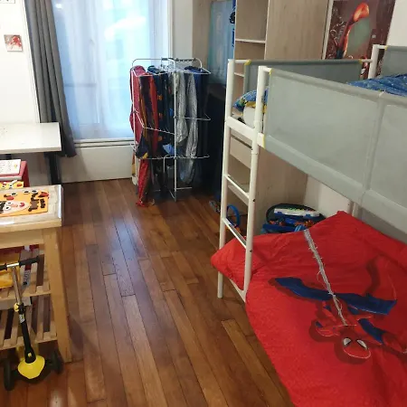 Apartment Super F3 A Cote De Land Et Paris